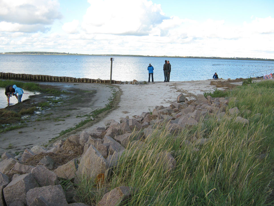2010-0827-16